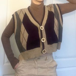 80’s styled oversized vest from Menlo